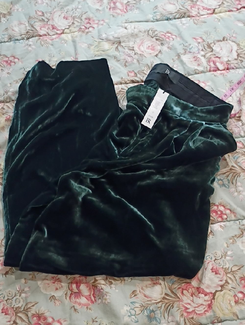 Banana Republic Dark Green Velvet Wide Leg Pants